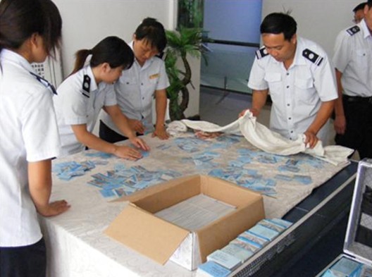 国产精品麻豆久久一区无码片科技为高速公路通行卡提供全自动清洗消毒设备